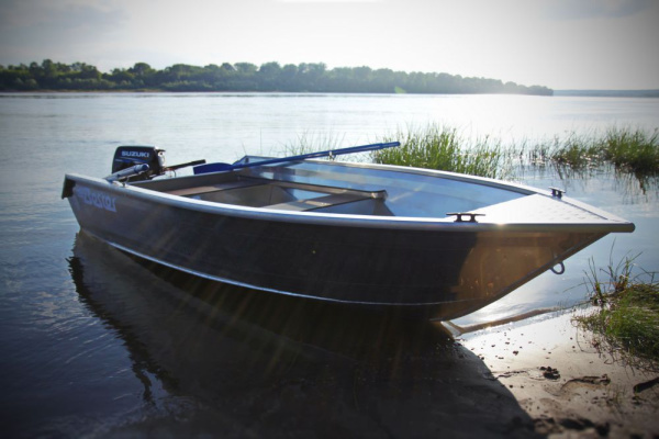 Алюминиевая лодка Bester - 390