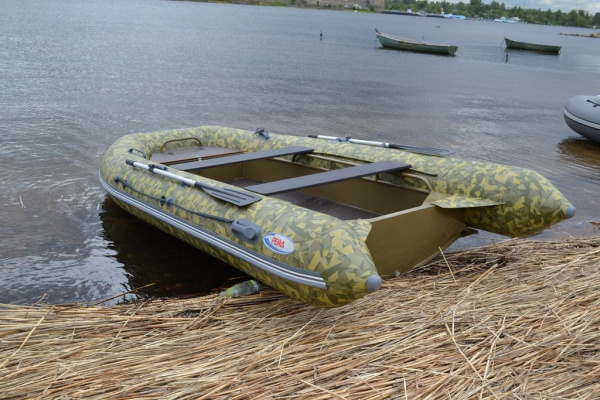 Лодка Риб Рейд R380