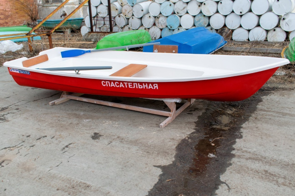 Лодка пластиковая Нейва-4