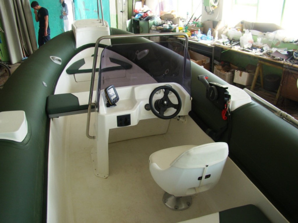 Лодка Риб Skyboat 520R++