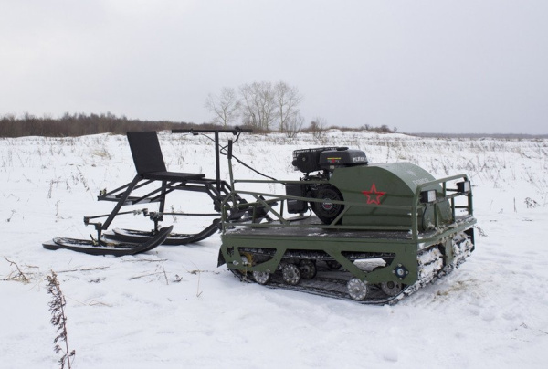 Мотобуксировщик Pomor X2, база 1550 мм, 18 л.с., две гусеницы, реверс-редуктор