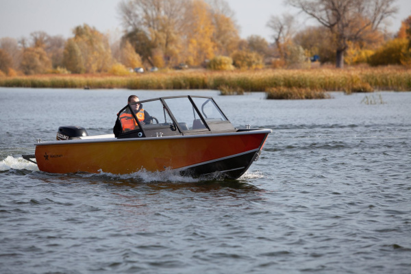 Катер Салют RealCraft 500
