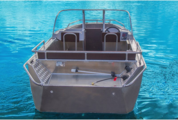 Катер Wyatboat-490DCM