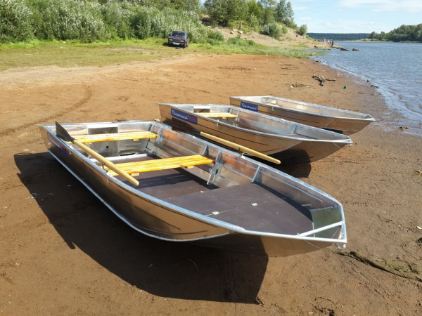 Алюминиевая лодка Тактика 370