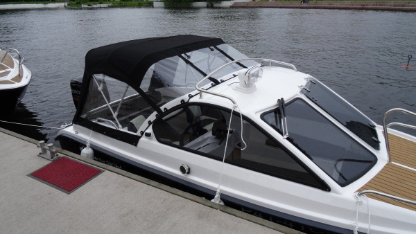 Катер СПЭВ Phoenix 530HT