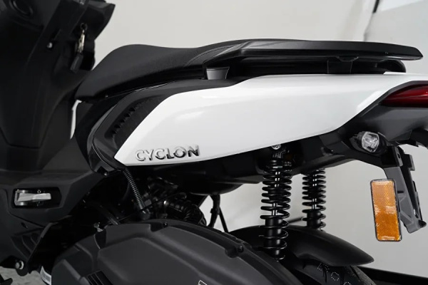 VMC Cyclone