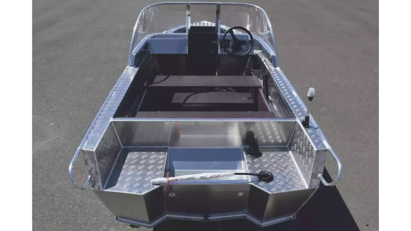 Катер Wyatboat-390 DCM