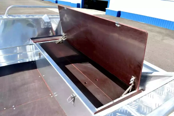 Алюминиевая лодка Wyatboat-430 MASTER