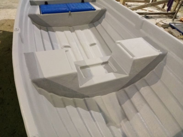 Лодка пластиковая Онегокомпозит СЛК-425