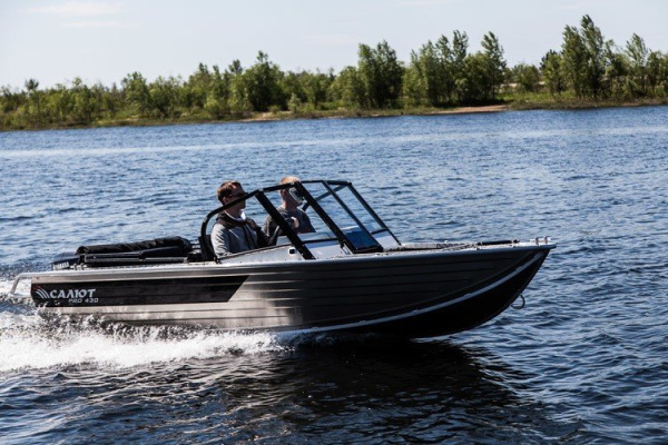 Катер Салют PRO 430/430 JET