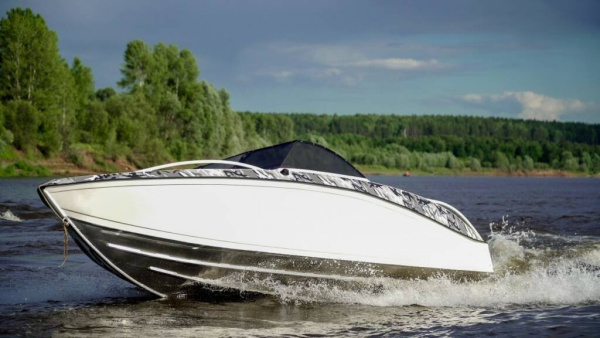 Катер Тактика 550 Bowrider