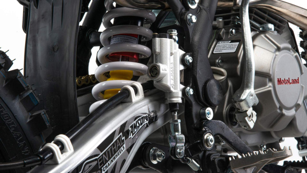 Кросс Motoland XT 250 HS (172FMM-4V) (4-х клапанный)