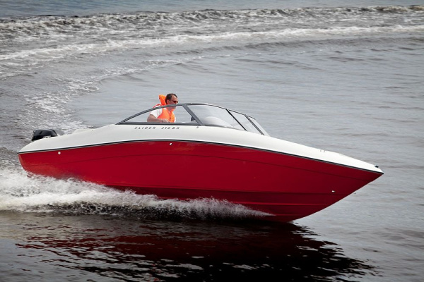 Катер Slider 210 BR