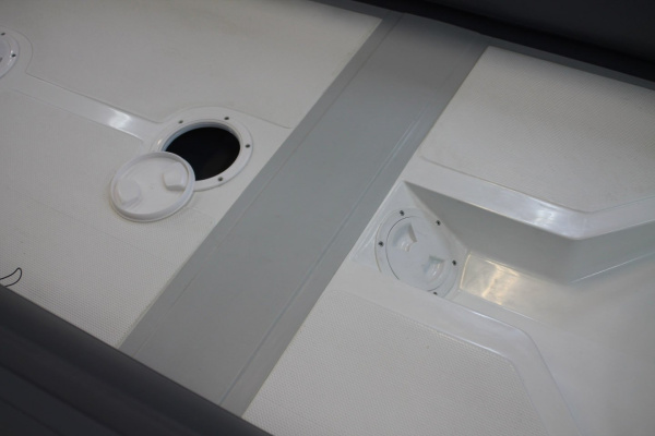 Лодка Риб WinBoat 375RF Sprint Luxe