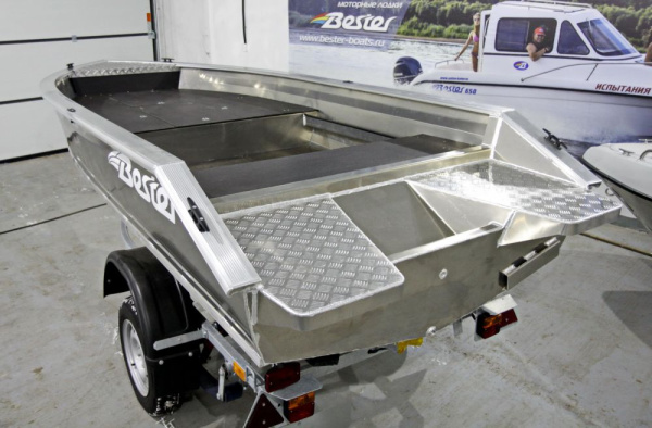 Алюминиевая лодка Bester - 450