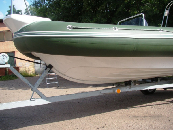 Лодка Риб Skyboat 520R++