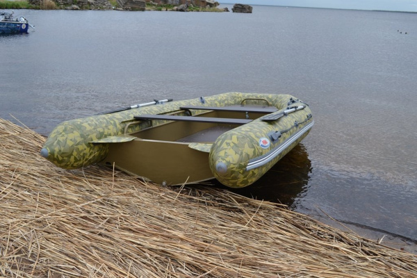 Лодка Риб Рейд R380