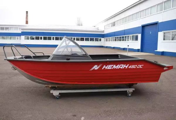 Катер Neman-450 DC New