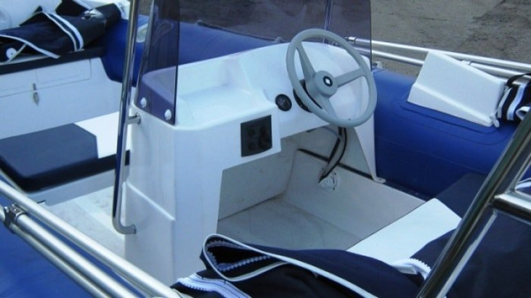 Лодка Риб Skyboat 460R