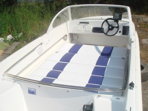 Катер Афалина - 460 (стеклопластик)