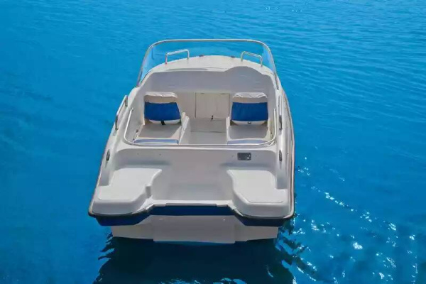 Катер Wyatboat-3DC