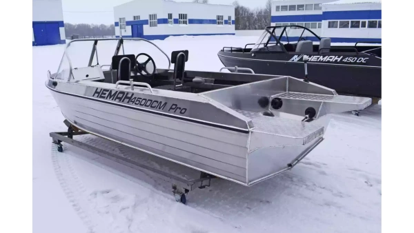 Катер Neman-450 DCM PRO