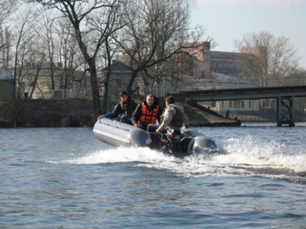 Лодка ПВХ Флагман 450