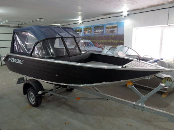 Катер Bester - 450 DC